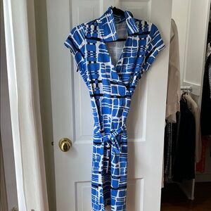 J. McLaughlin Blue and White Geometric Midi Dress